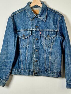 Vintage Levi's Type III Trucker Denim Jacket Model 70505-0217 Sz 40